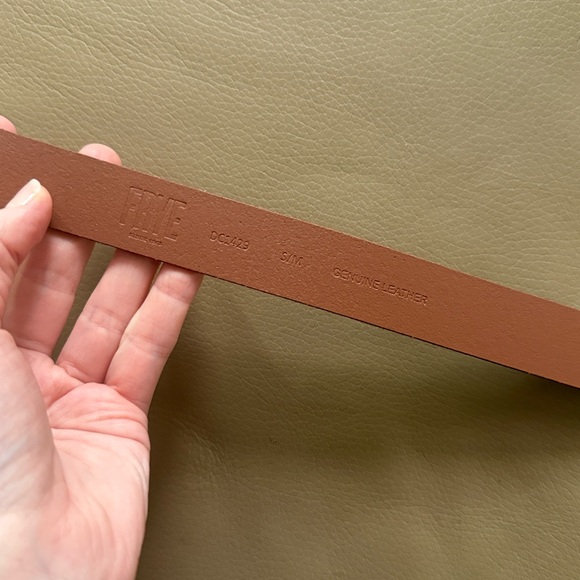 FRYE | Brown Leather Belt NWT - Picture 3 of 4